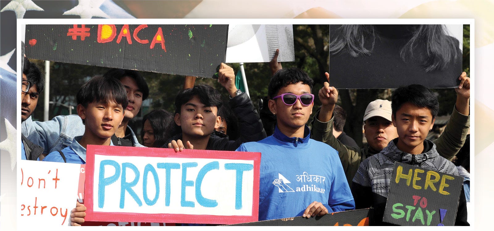 Beneficiarios del programa DACA (Deferred Action for Childhood Arrivals) y sus defensores participan en una manifestación en Manhattan, el 25 de octubre del 2019, antes de que docenas de ellos comenzaran una marcha de 16 días de Nueva York a Washington D.C. en vísperas de la audiencia en la Corte Suprema que pudiera definir si los beneficiarios de DACA pueden quedarse en Estados Unidos o deben enfrentar deportaciones.