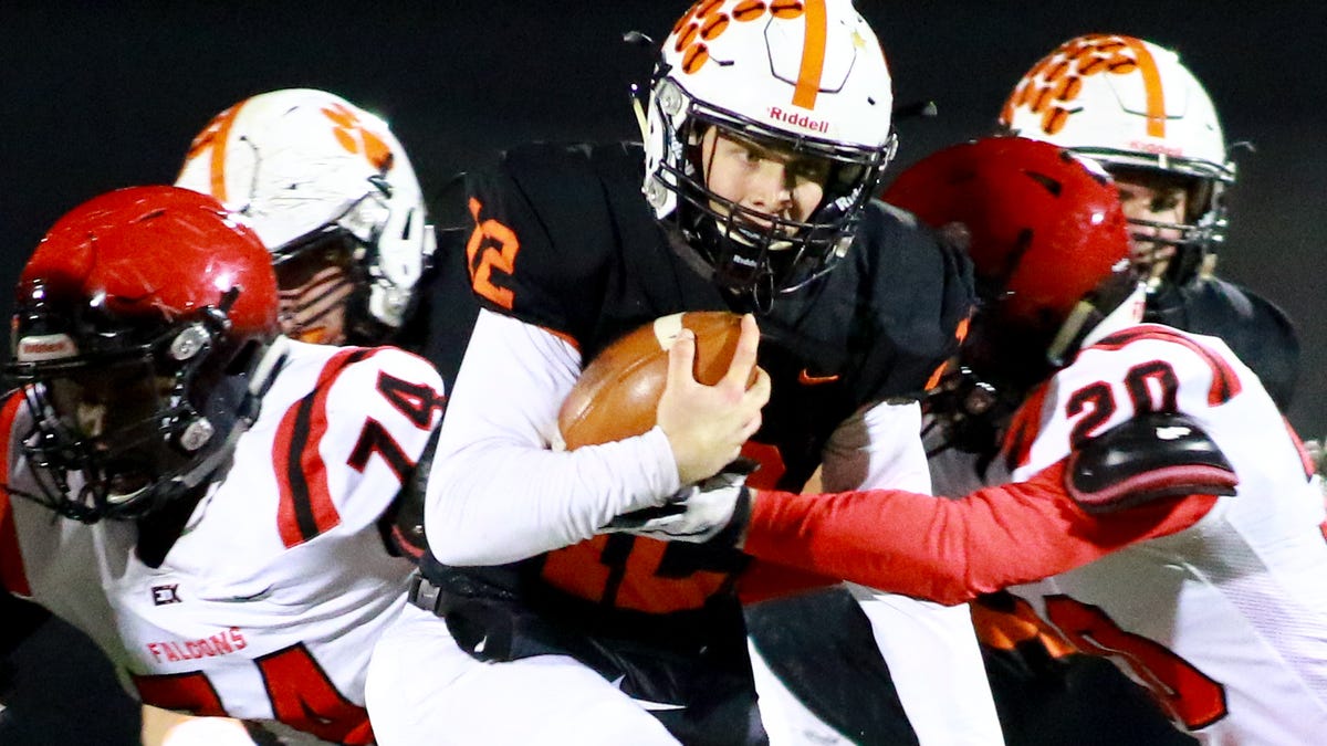 5 Observations About Brighton Belleville Football Semifinal Matchup