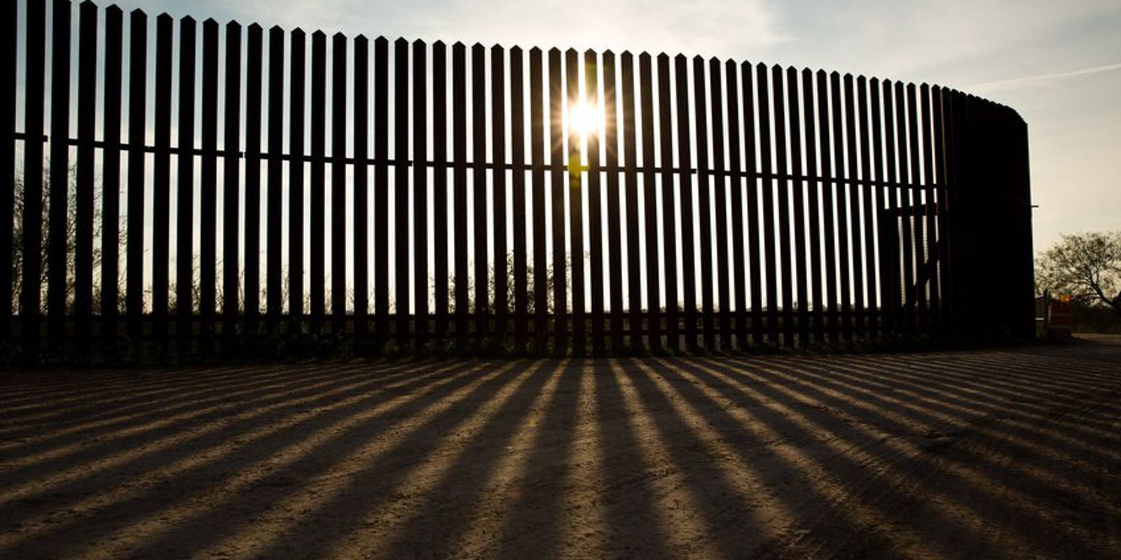 Was Trump S Border Wall Damaged By Hurricane Hanna What We Know