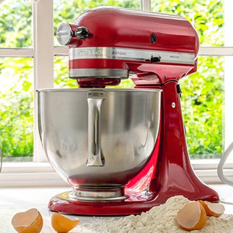Save on the KitchenAid stand mixer of your dreams 