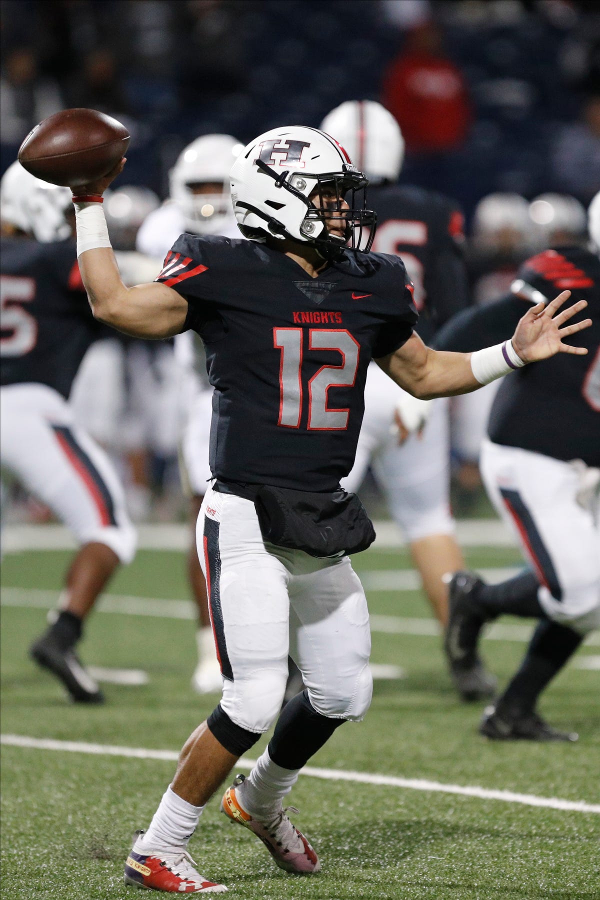 HS Football Countdown No. 14 Hanks looks to build on 2019 success