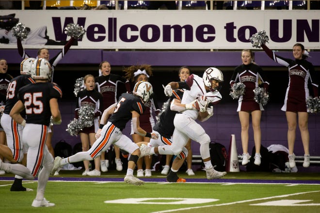 Dowling Tops Valley Captures 7th Consecutive 4a Championship