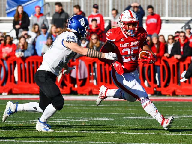St John S Football Survives Aurora In Shootout To Advance In