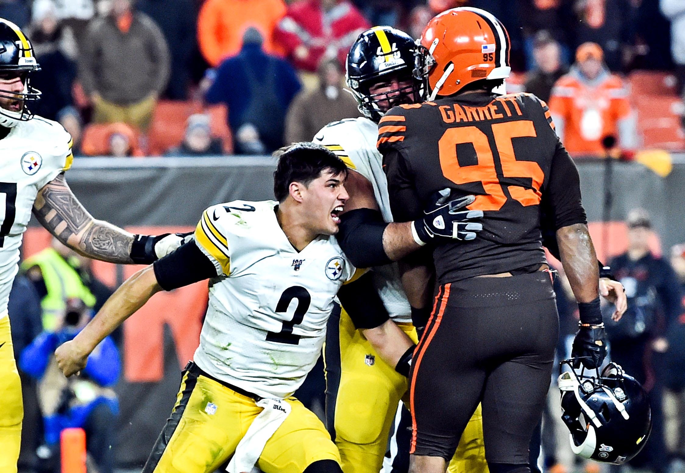 Steelers Mason Rudolph Fined 50000 By Nfl 33 Players Fined