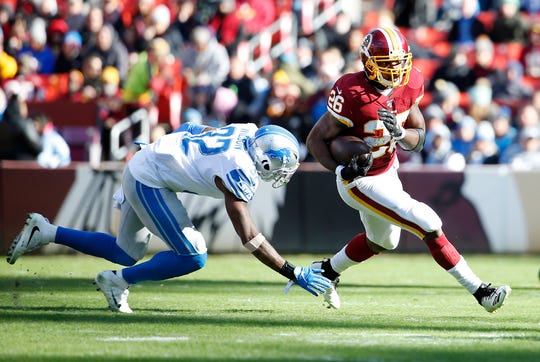 Detroit Lions players swap jerseys in tradition with meaning