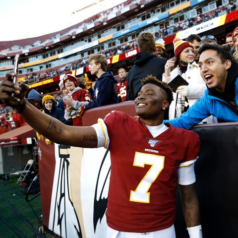 Redskins quarterback Dwayne Haskins takes selfies 