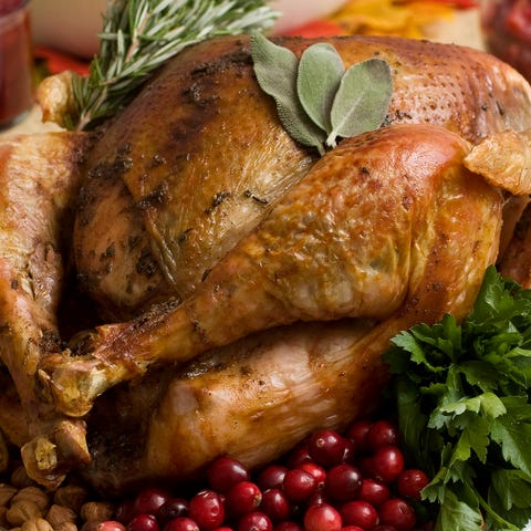 This Thanksgiving, food safety experts say raw tur