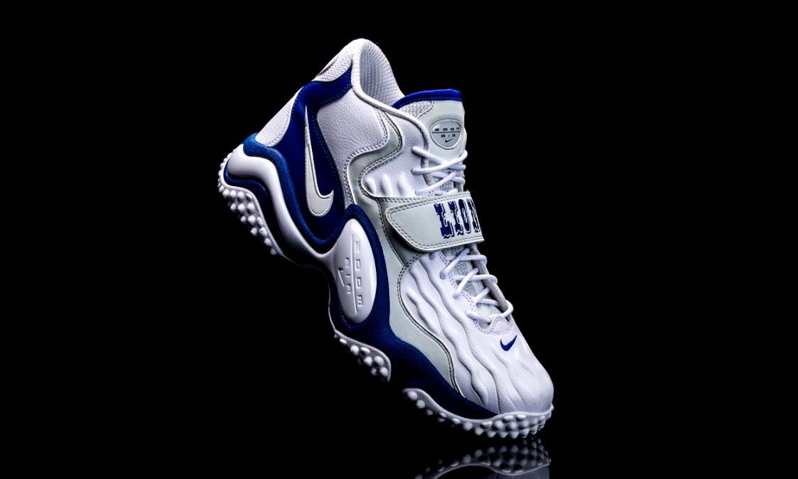 Barry Sanders reintroduces Nikes shoe 