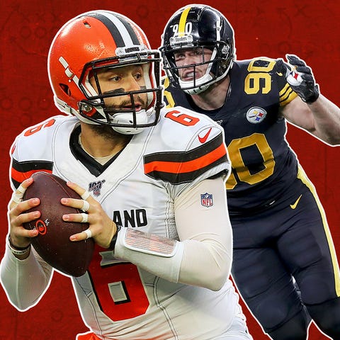 Browns QB Baker Mayfield (6) and Steelers OLB T.J.