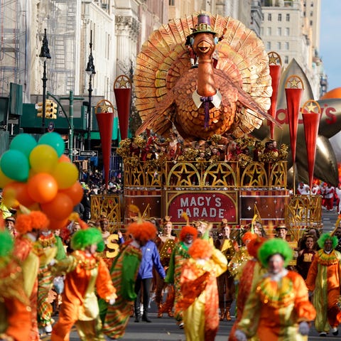The Thanksgiving turkey leads off the parade  on C