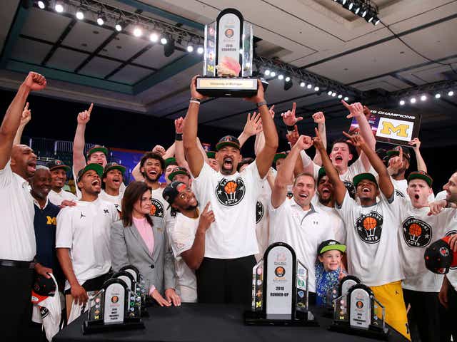 Juwan Howard Has Michigan Basketball Looking Like An Elite Team