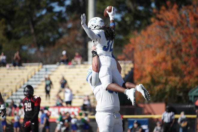 Anthony Johnson Uwf Football Stun No 1 Valdosta State In Playoff