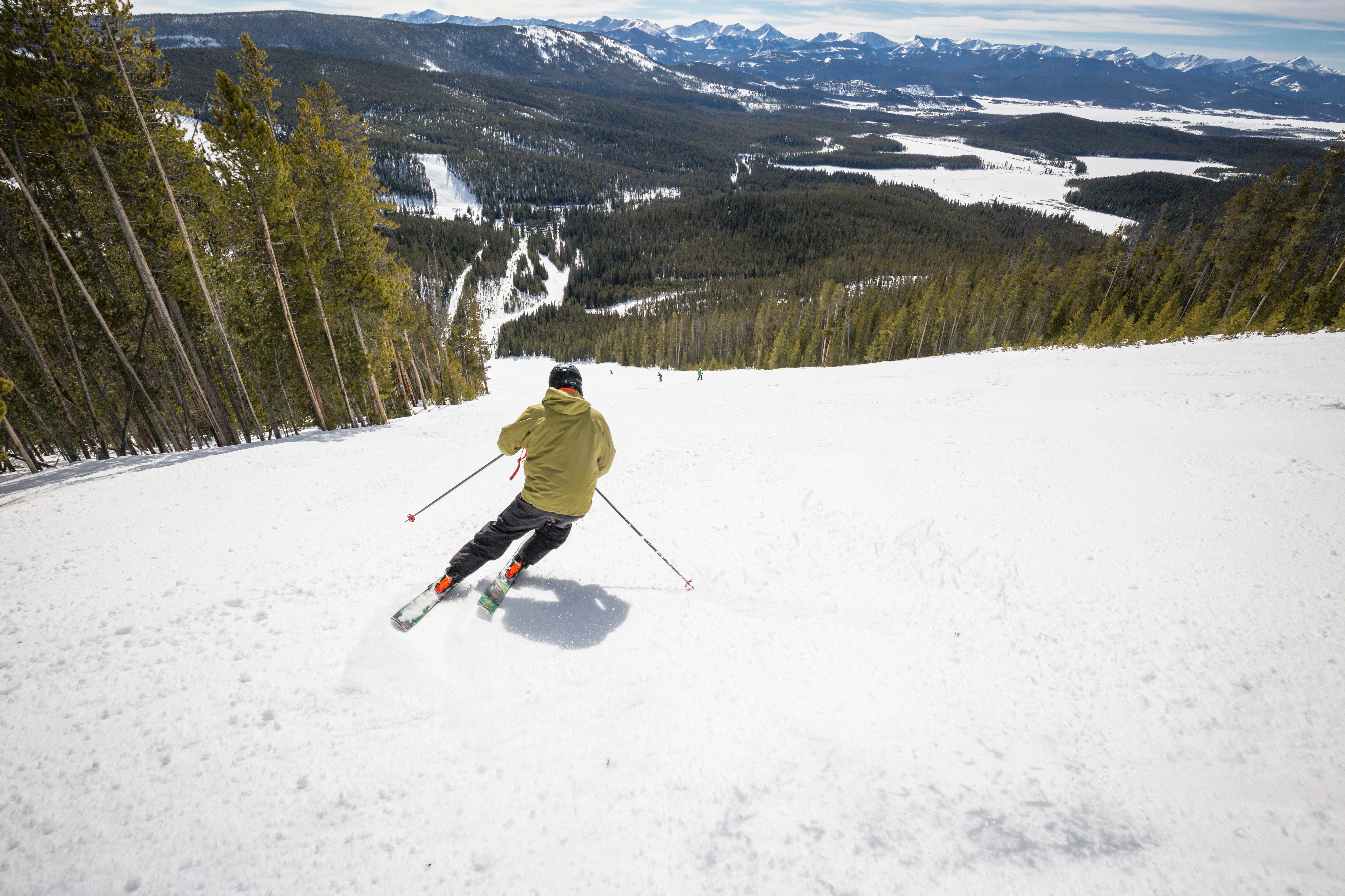 Allinclusive ski trip Resorts, heliskiing, dude ranches, more