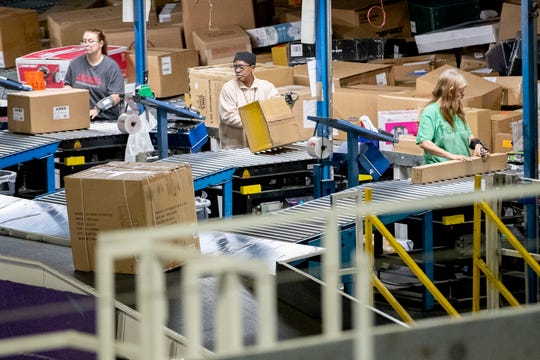 Fedex Stock What To Watch For In Second Quarter Earnings