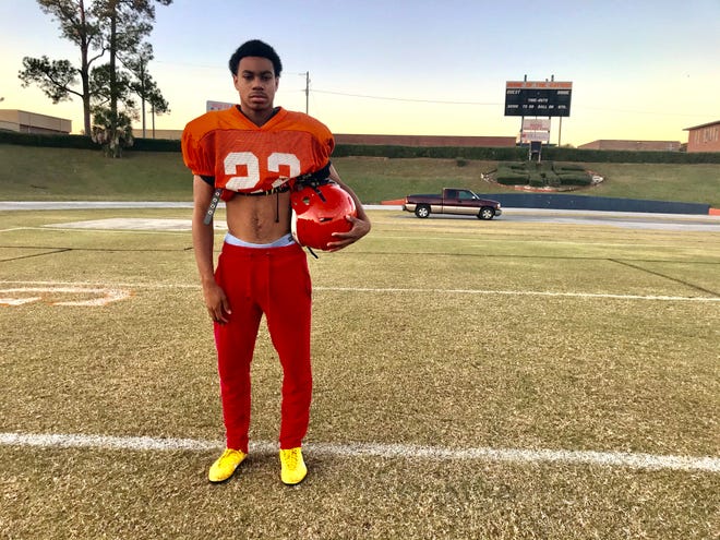 Escambia senior Dayshon Dwight at practice at Emmitt Smith Field on Dec. 4, 2019. Dwight sacrificed his No. 15 jersey for star running back Frank Peasant in the Gators' state semifinal win over Gaither last Friday.