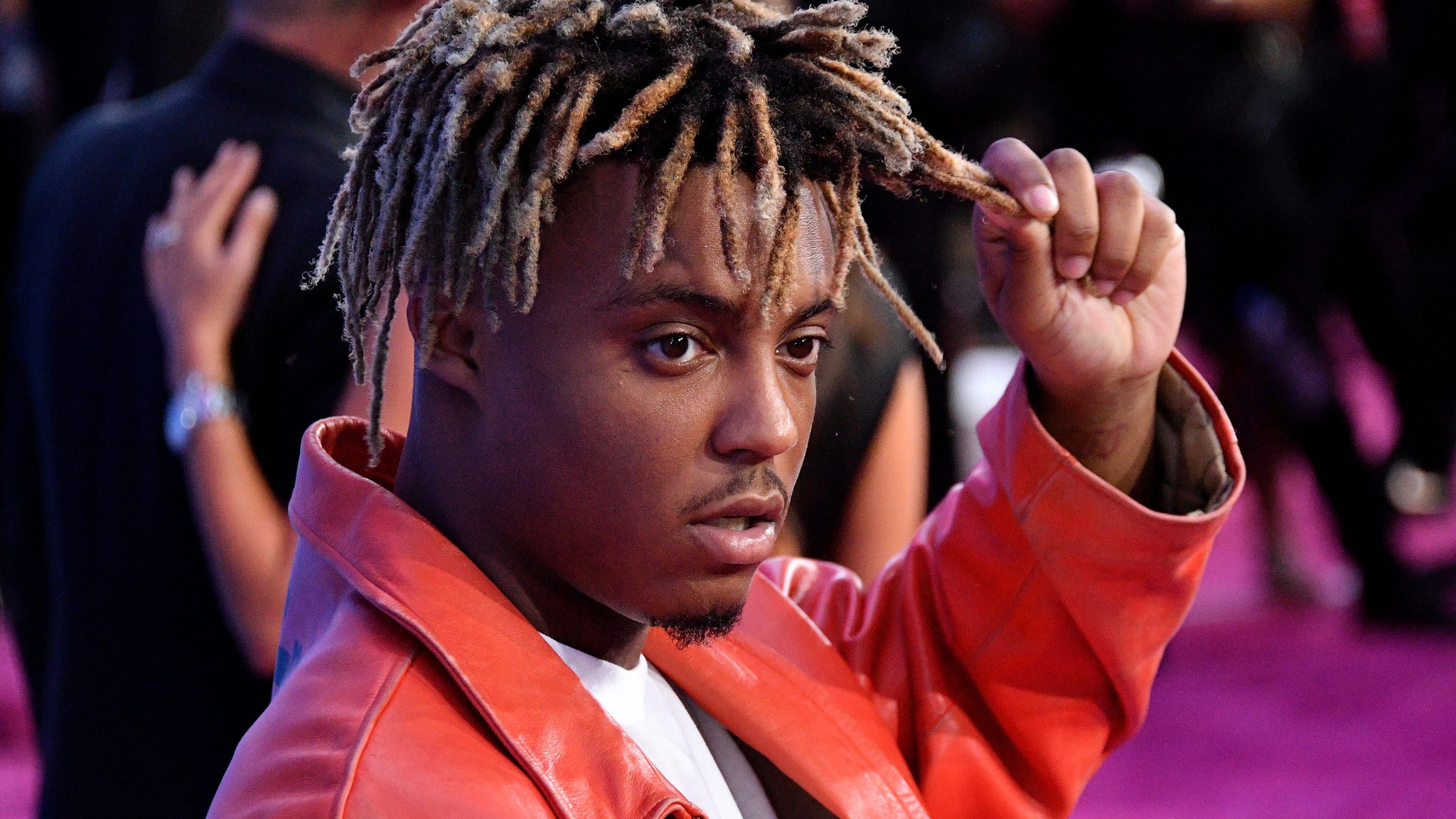 Juice Wrld Dead Chicago Rapper Dies At 21 After Medical Emergency