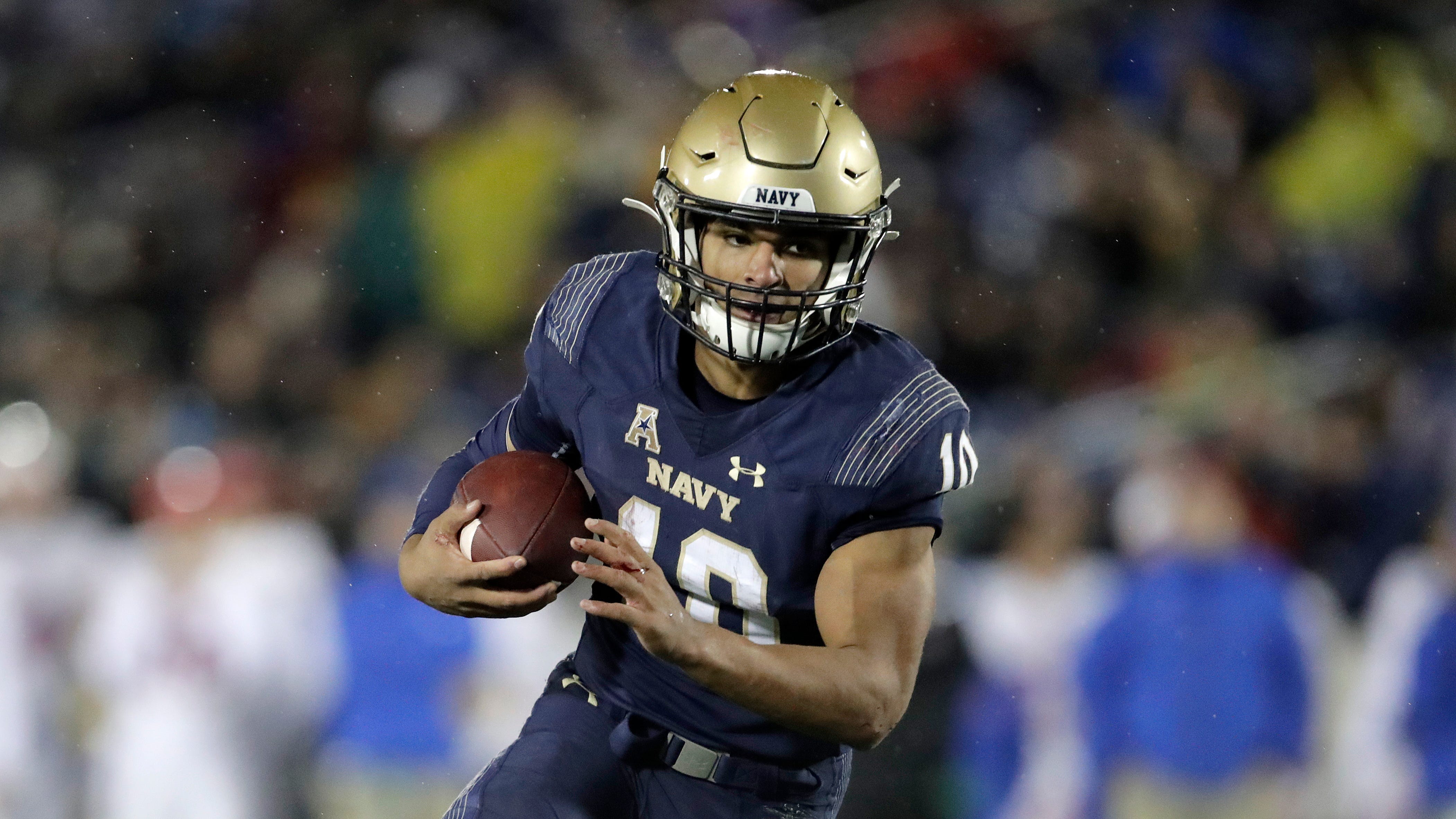 Malcolm Perry Navy Football Quarterback Embraces Role In Army Navy