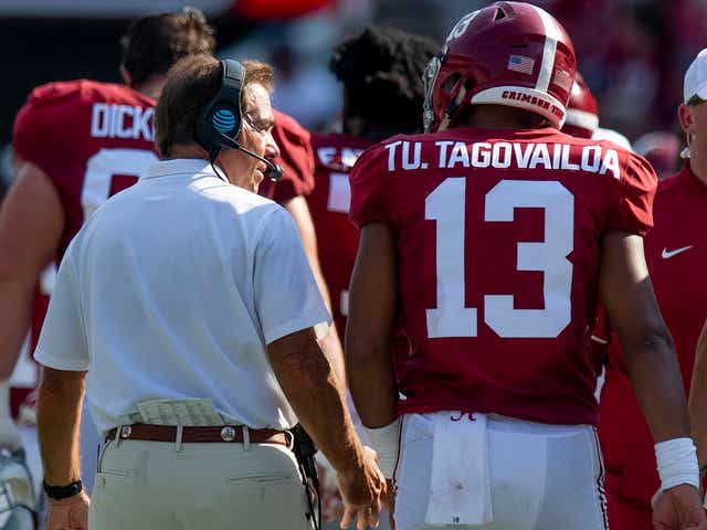How Alabama S Tua Tagovailoa Continues To Weather Critiques One