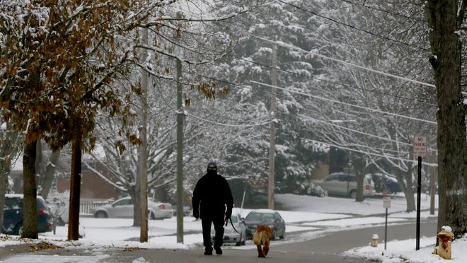 Cincinnati Weather Freezing Rain Snow Expected To Hit Tonight