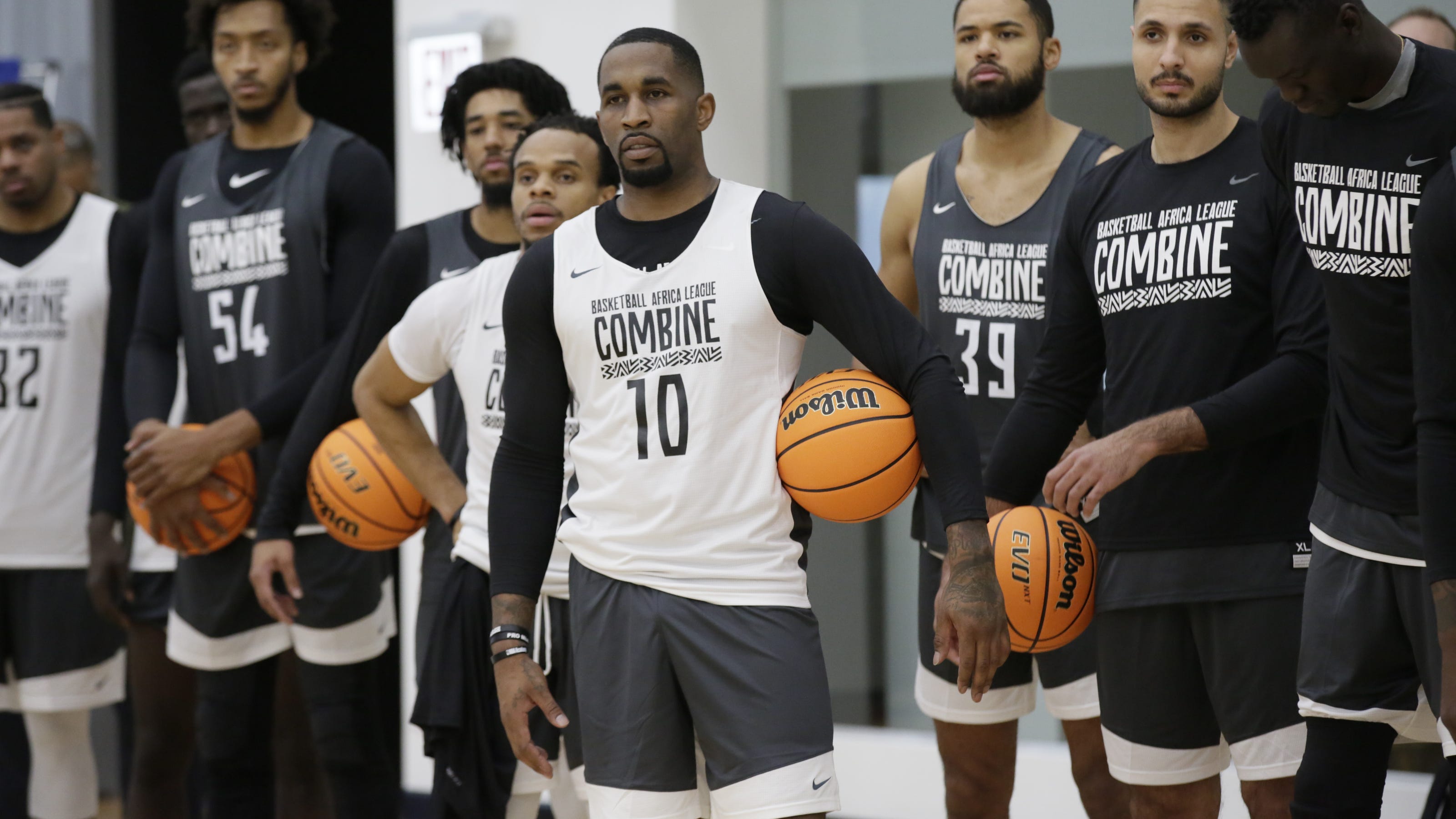 hoofdpijn Trottoir scherp BAL to NBA? Ex-Knicks player Chris Smith seeks 'rebirth' in new league