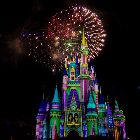 Minnie's Wonderful Christmastime Fireworks is a ne