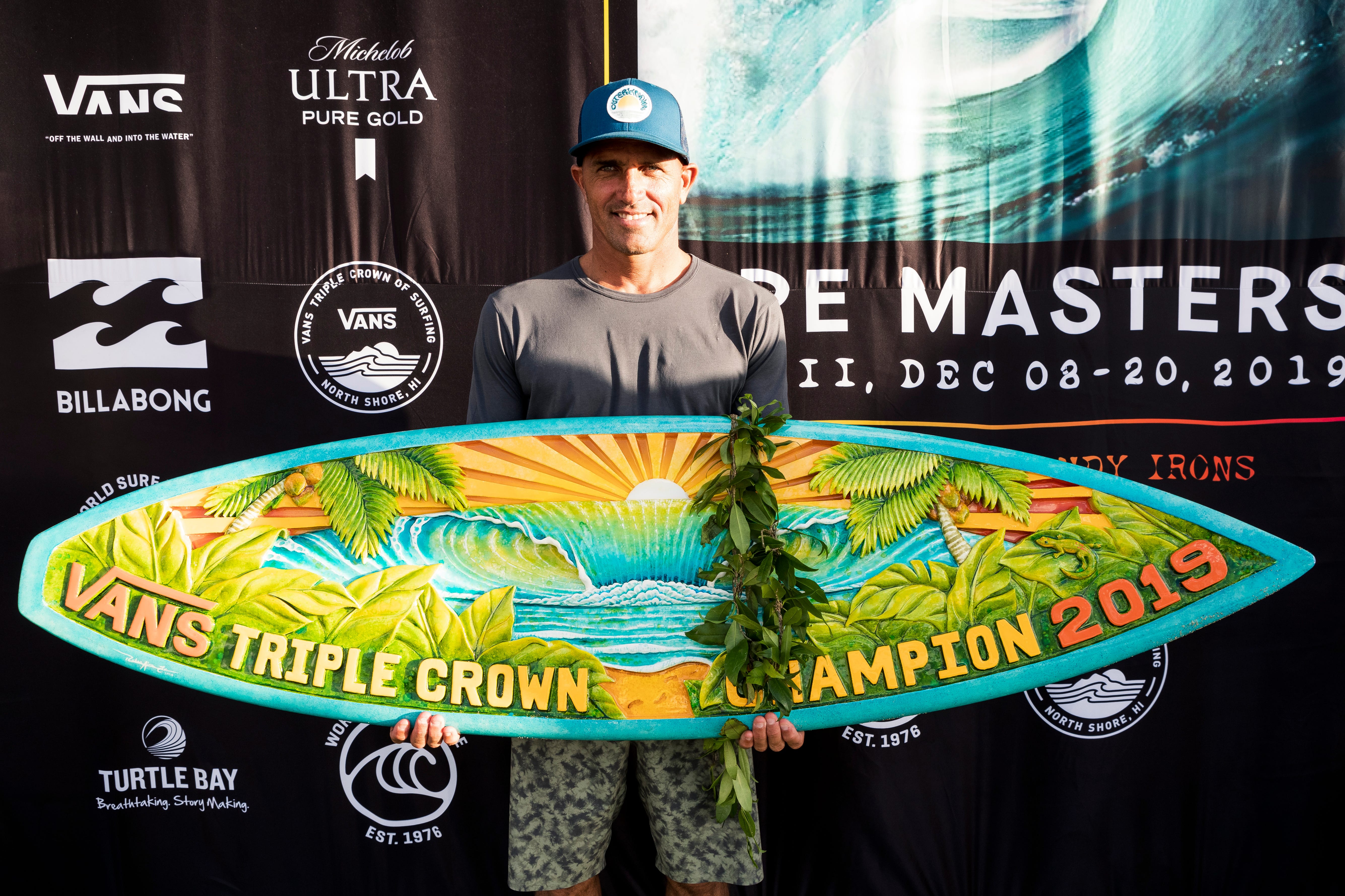 vans triple crown surfing 2018