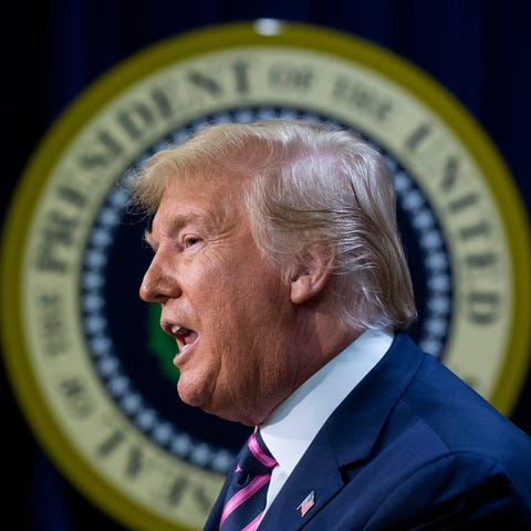 epa08082577 US President Donald J. Trump delivers 