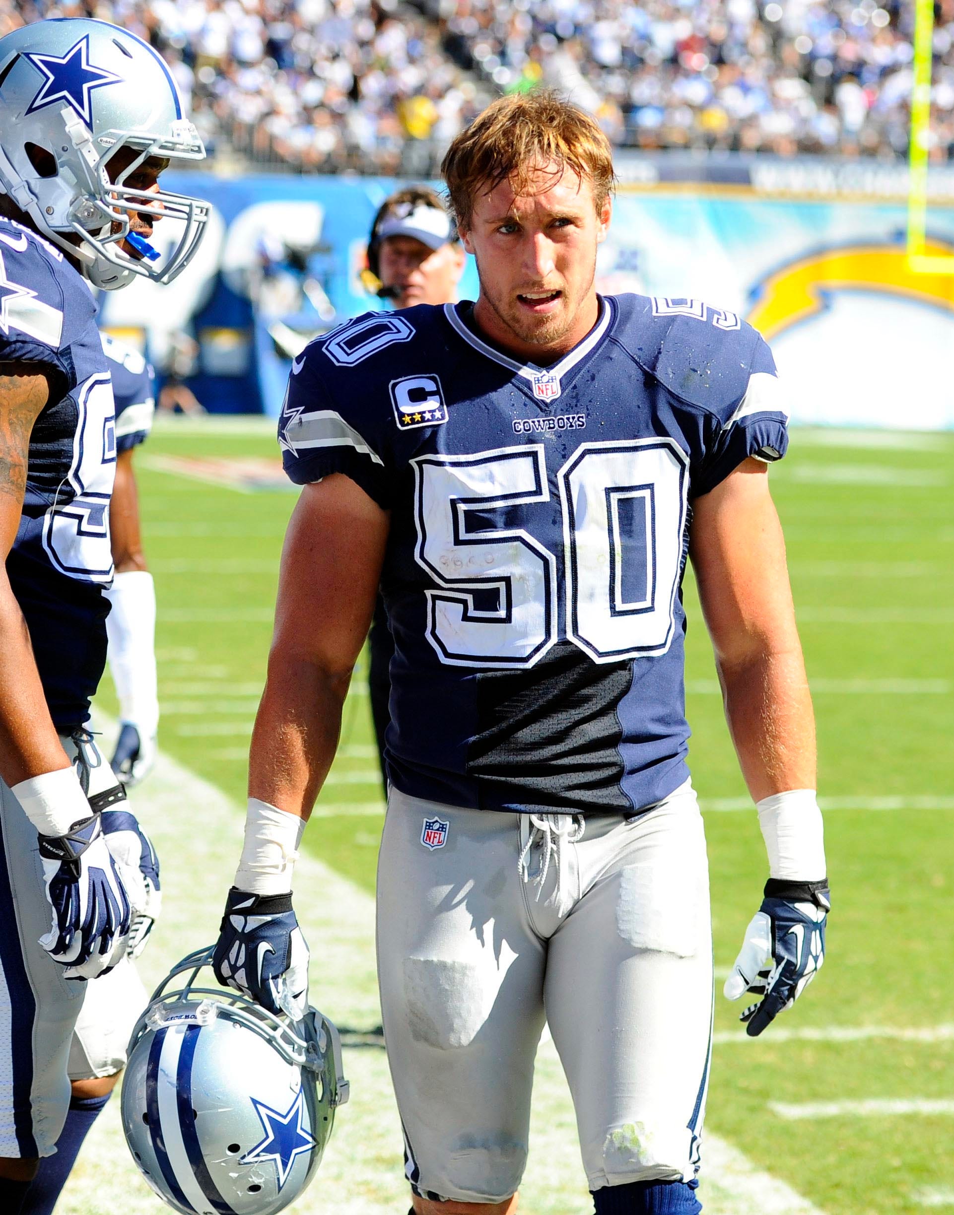 sean lee thanksgiving jersey