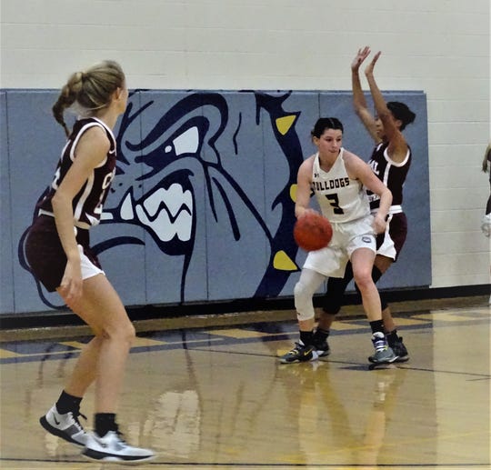 Bloom Carroll Boys Girls Swept By Rival Canal Winchester