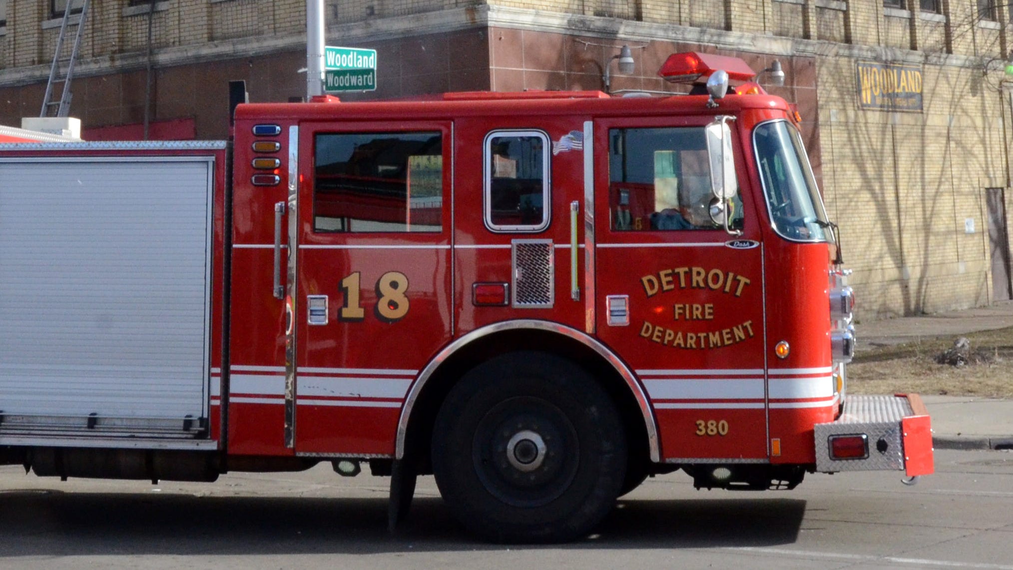 Detroit Firefighters Under Fire For Selfie In Front Of Burning Home