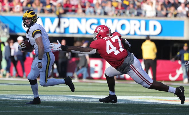 Michigan S Shea Patterson Shows There Is Quarterback Problem