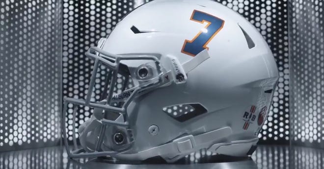 Auburn will wear alternate helmets featuring Pat Sullivan's No. 7 during the Outback Bowl.