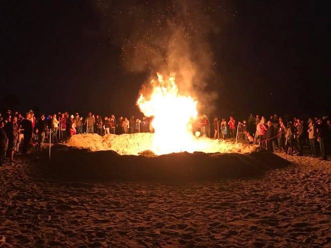 The 2018 Christmas tree burn benefiting Cocoa Beach High's Project Graduation drew a large crowd and dozens of trees. This year's burn is set for Jan. 4 at Alan Shepard Park and also benefits the school's surf team.