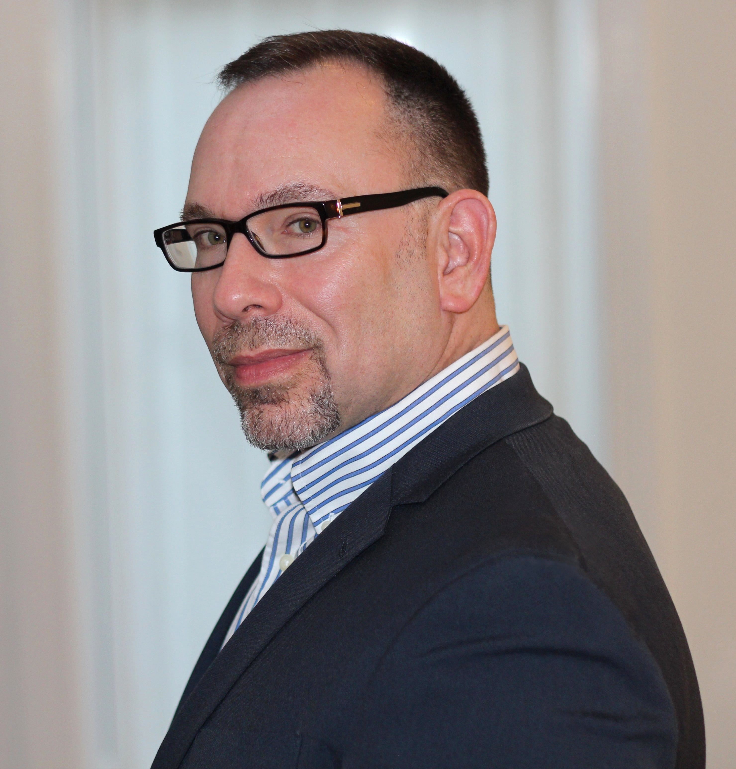 From COVID pills to monoclonal antibodies, hospitals triage treatment