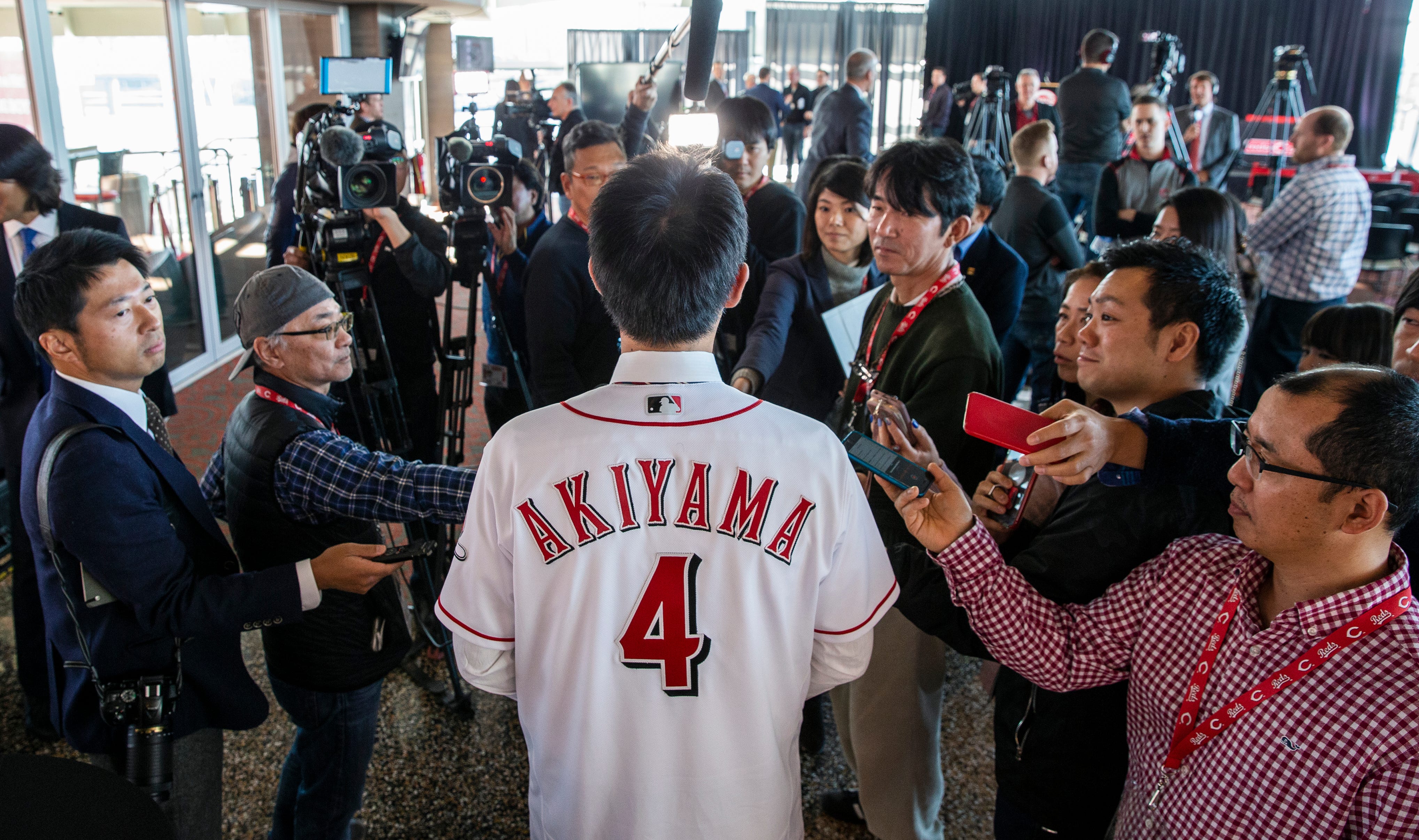 shogo akiyama jersey