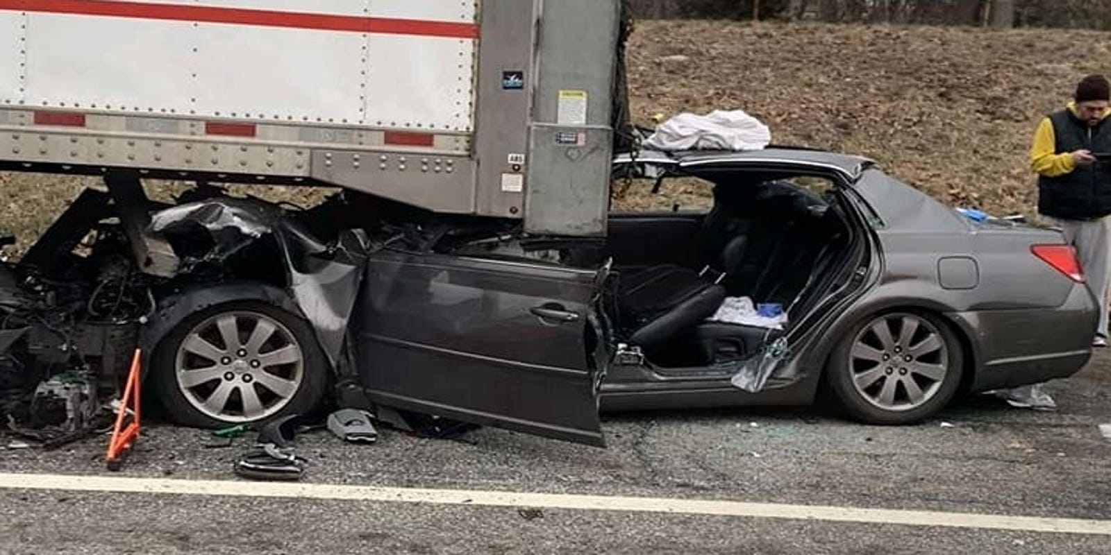 Driver critically injured in Thruway crash in Sloatsburg