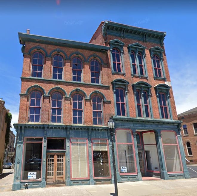 An independent, locally owned pharmacy is planned for the historic Frank G. Schmitt building in downtown Henderson.