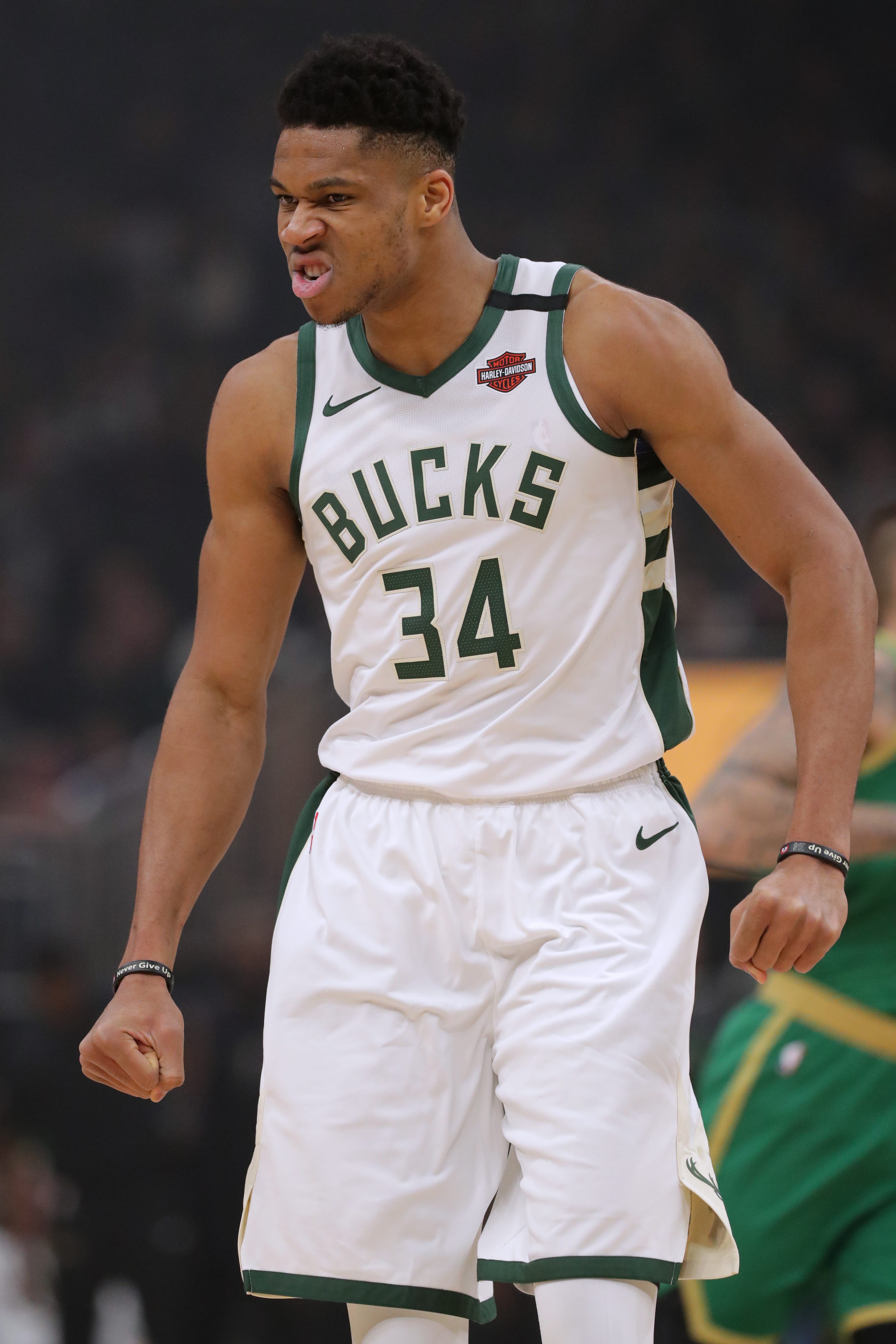 Giannis jersey sales reach No. 2, just 
