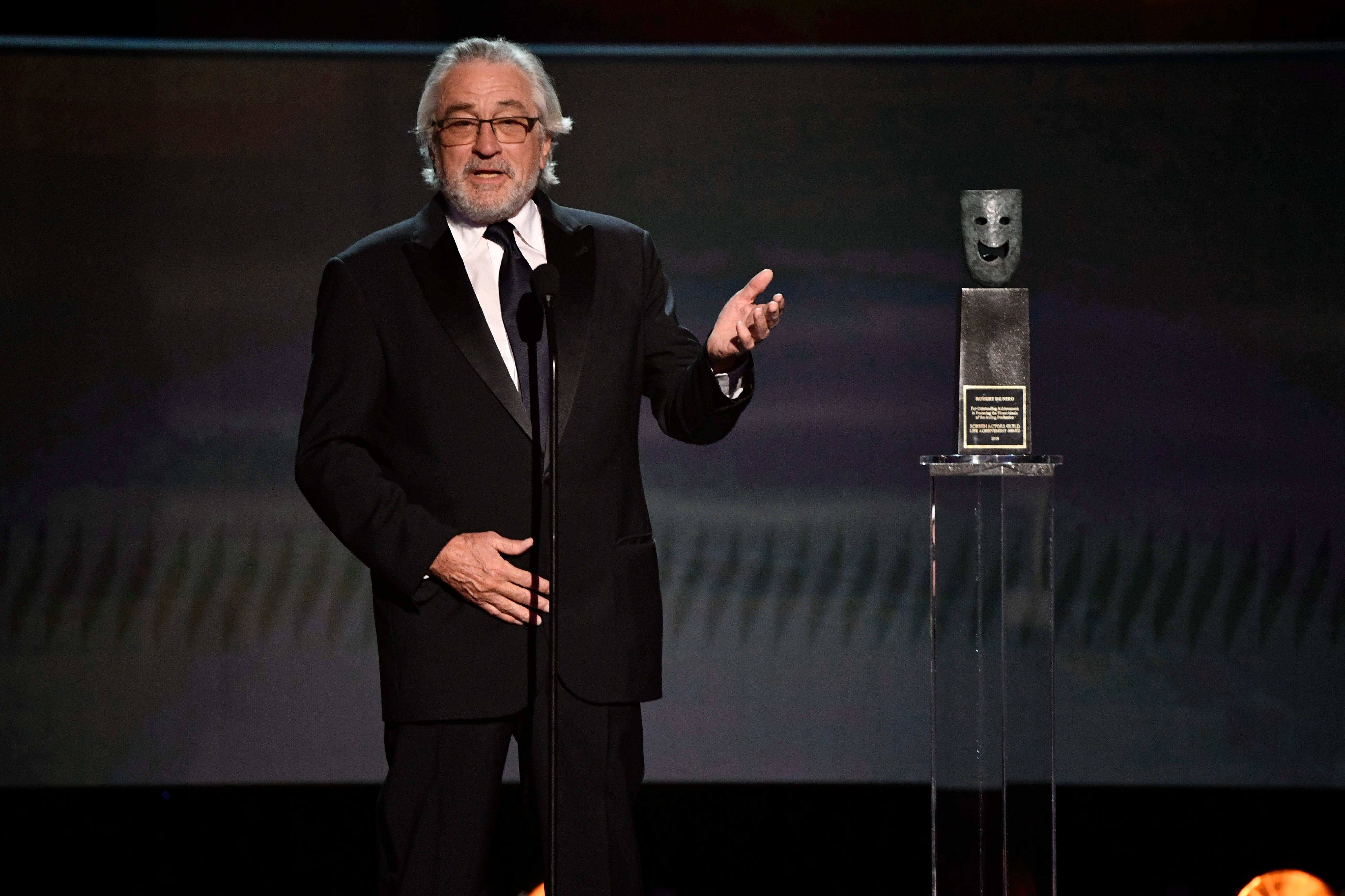Sag Awards 2020 Robert De Niro Talks Dire Political Situation