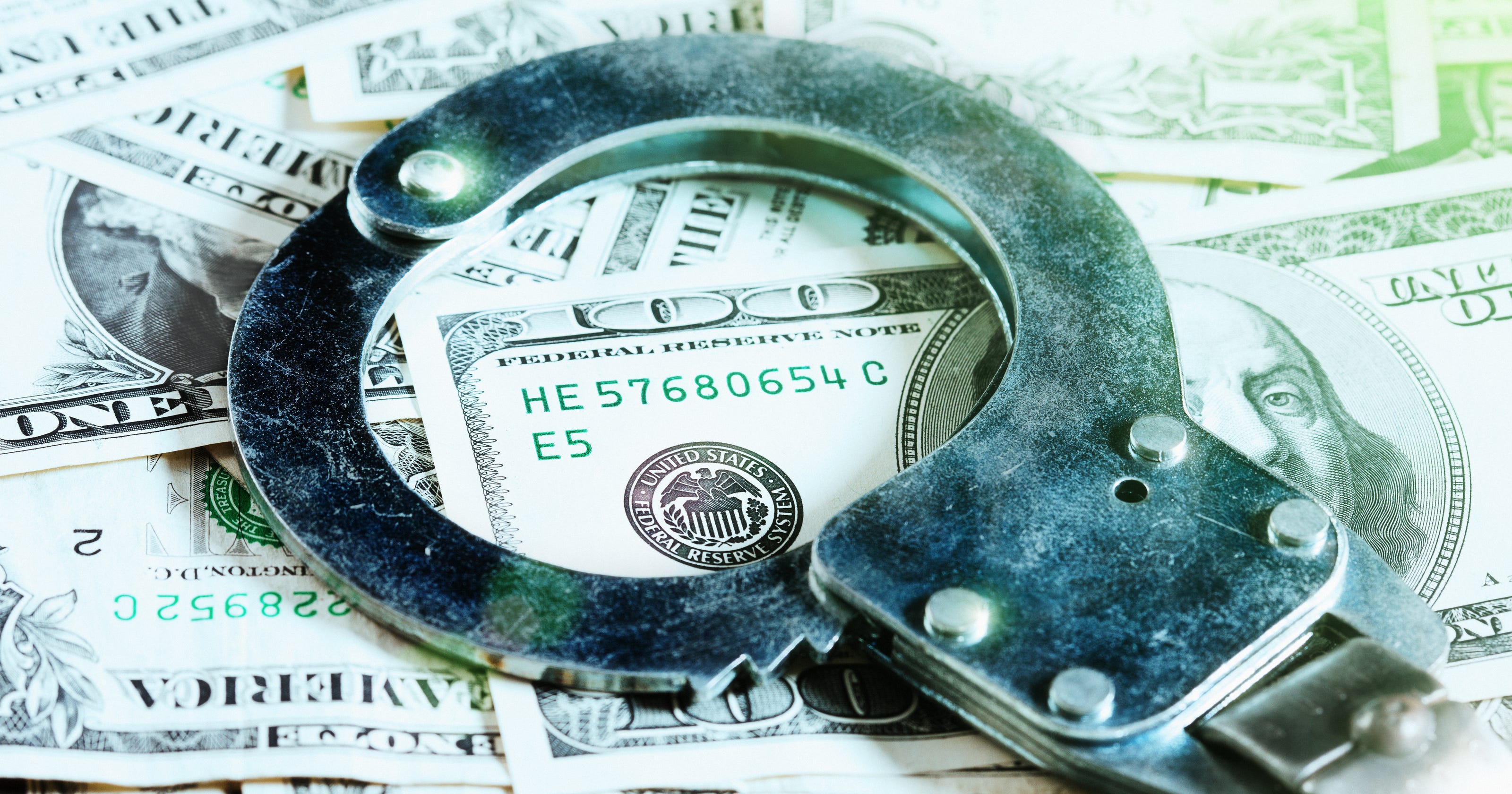 NJ nursing home employee charged with stealing residents’ credit cards