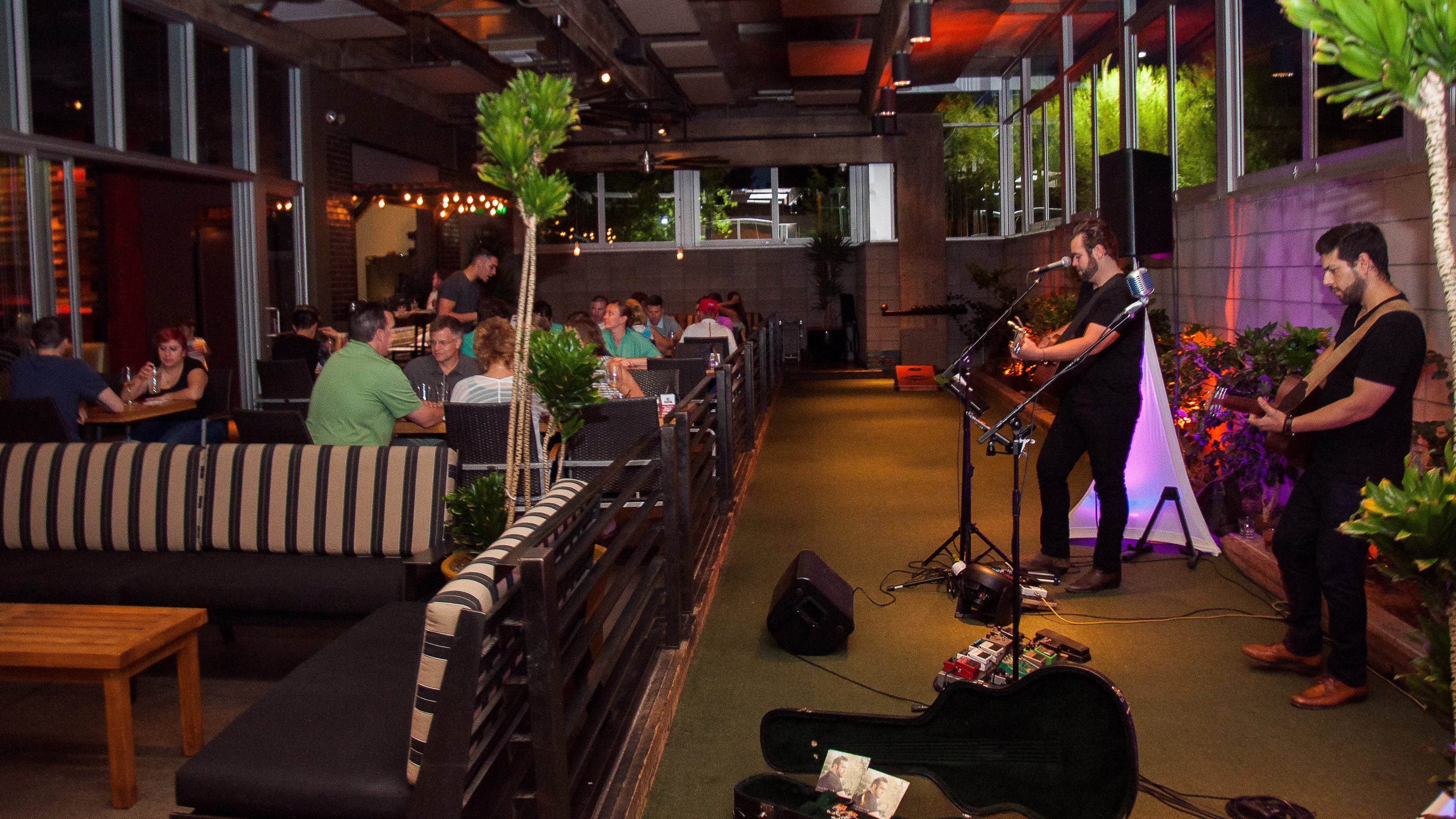 Dinner and live music in metro Phoenix 15 restaurants to try