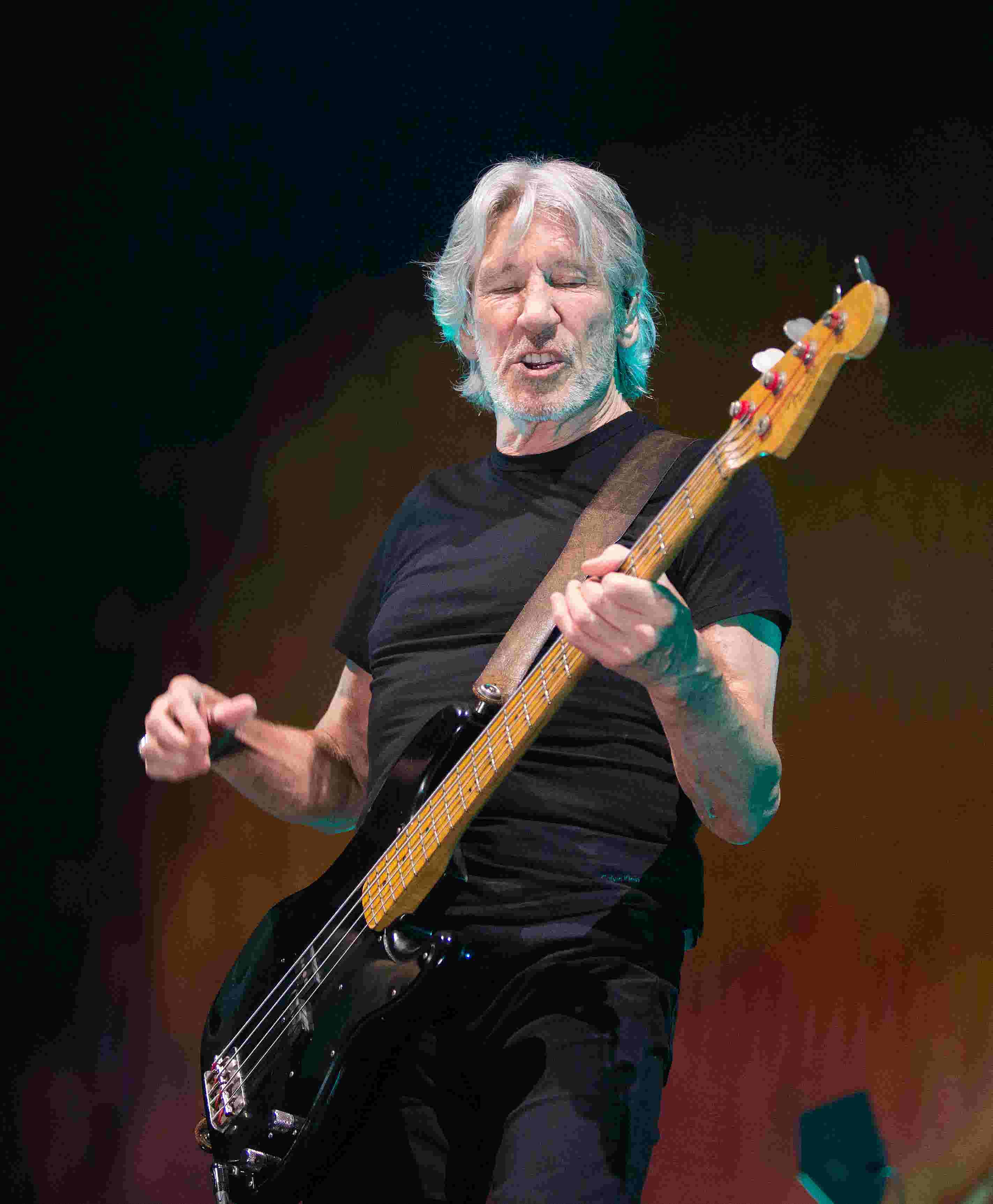 Roger Waters, still here, coming to Milwaukee to play at Fiserv Forum