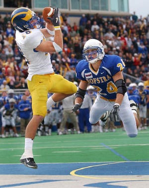 Former Delaware wide receiver Joe Bleymaier, shown catching a touchdown pass against Hofstra in 2004, is the assistant quarterbacks coach for the Kansas City Chiefs.