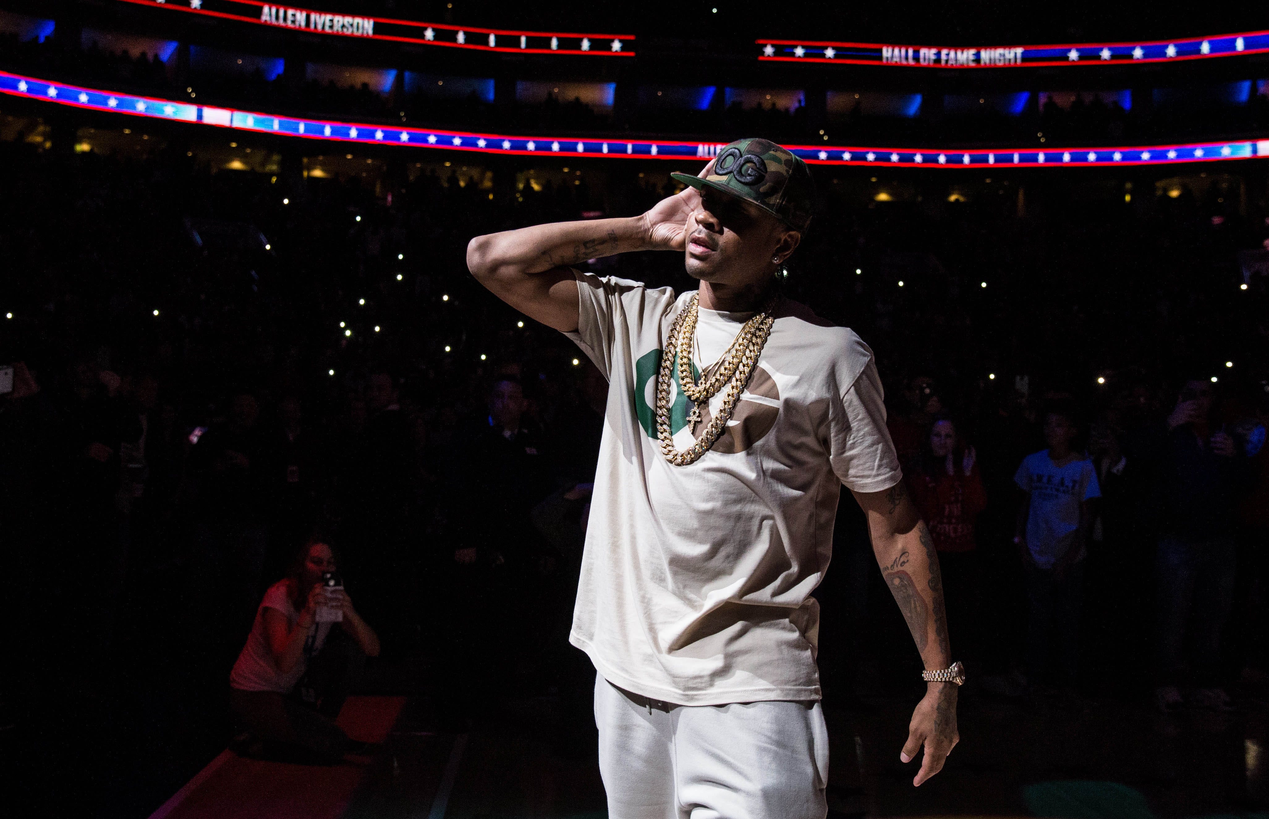 allen iverson hall of fame t shirt