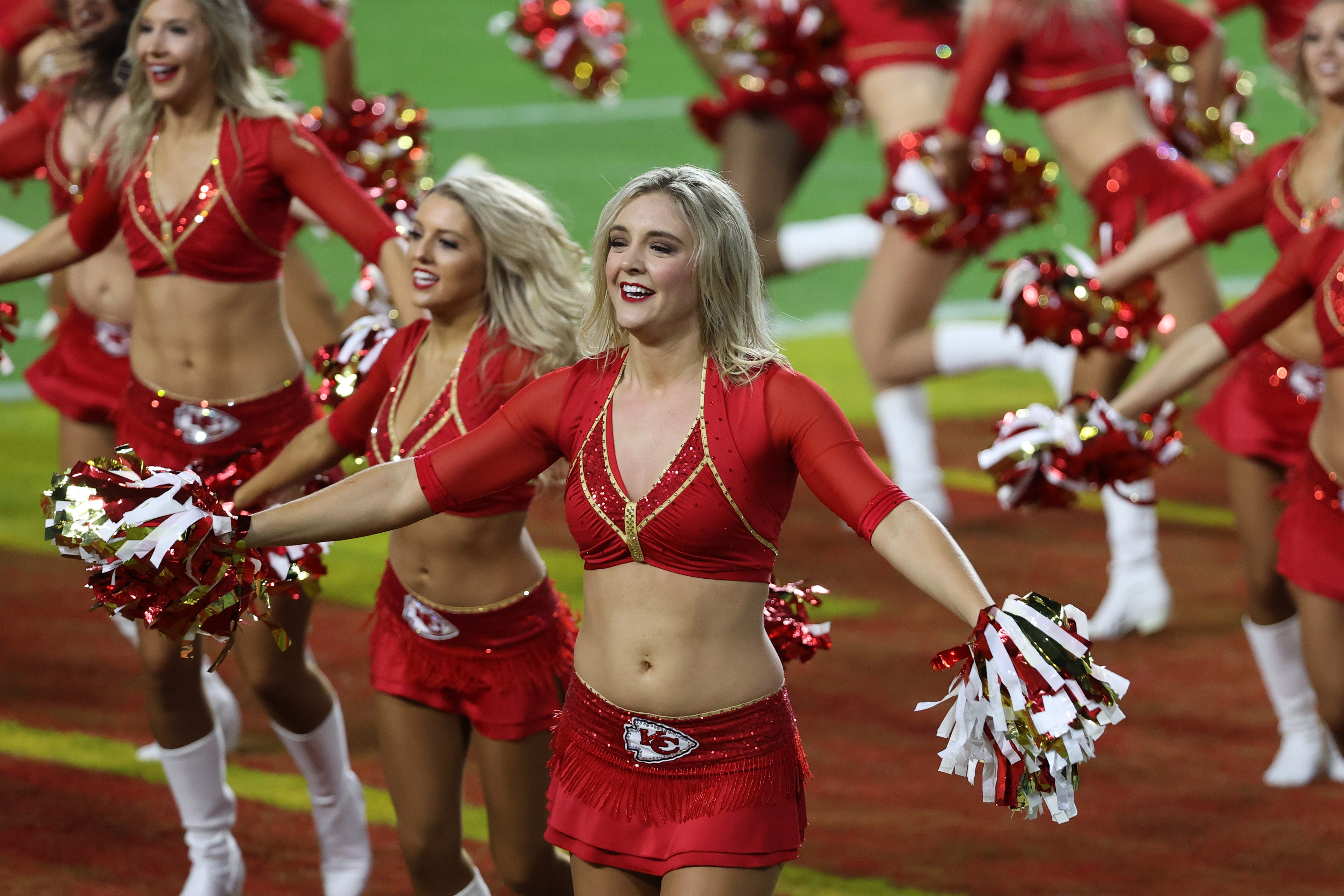 NFL cheerleader photos for 2019 season