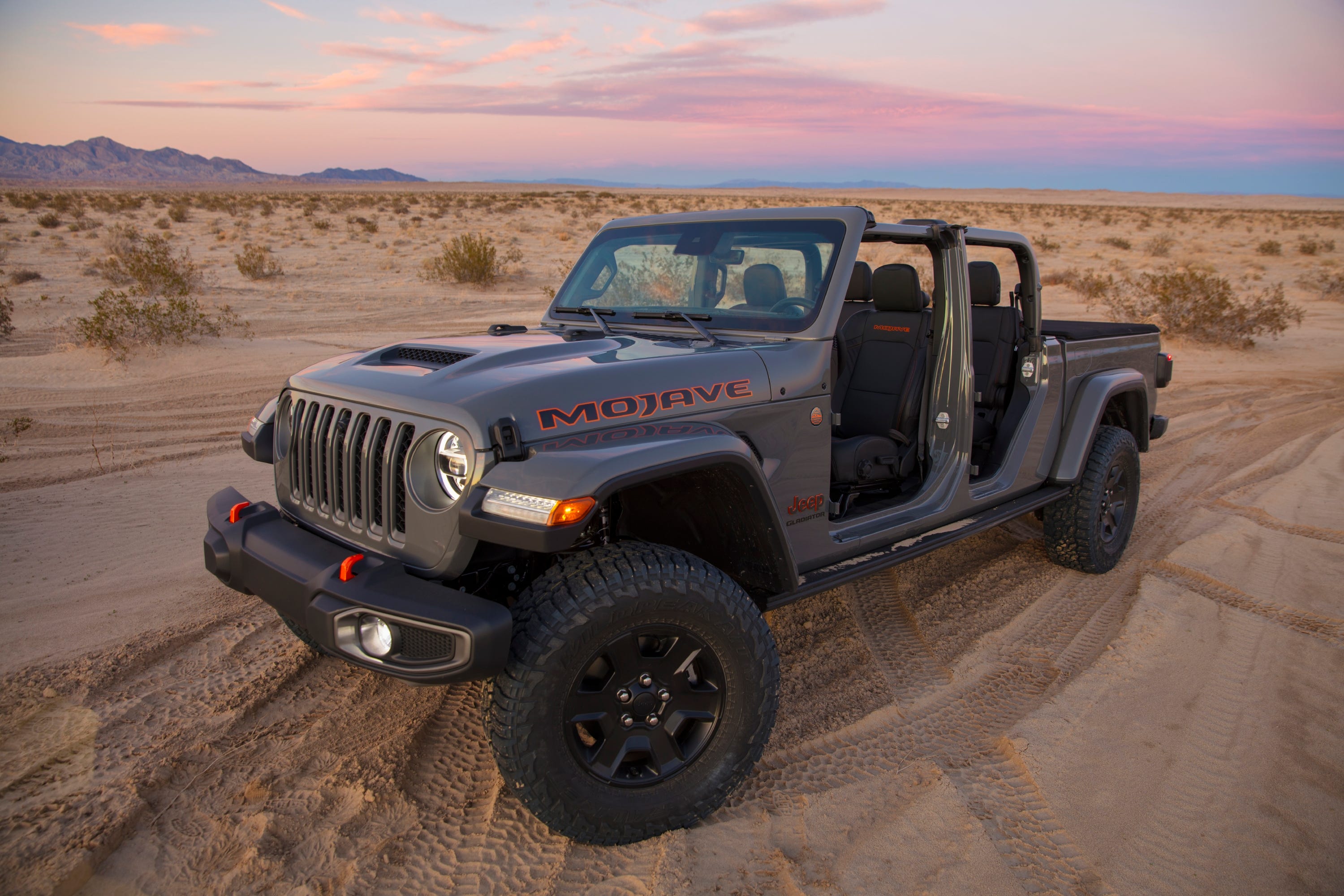 Jeep debuts 'Desert Rated' on Gladiator Mojave pickup