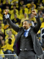 Out of Michigan's 17 coaches in program history, Juwan Howard's 61.3% win percentage in his first season ranks seventh.