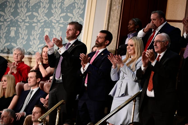 Donald Trump Jr Lara Trump How Trump S Family Speaks To 2020 Voters