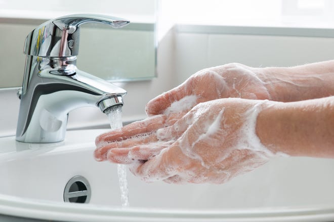 Does all the automation in bathrooms help or hurt? 1 Does all the automation in bathrooms help or hurt? - Blog - 1