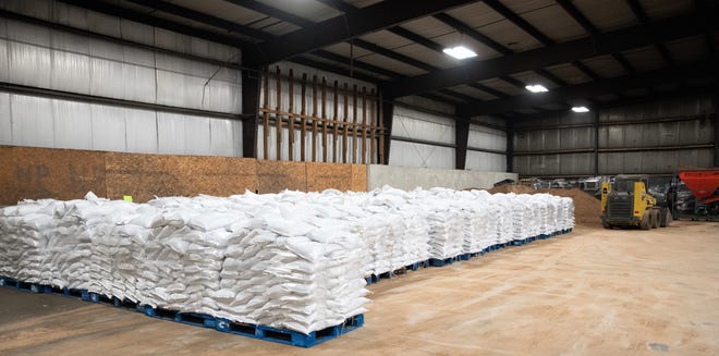 Oconto County readies sandbags for expected flooding Oconto County readies sandbags for expected flooding